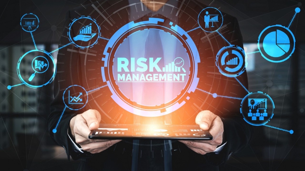 Tech investor risk management