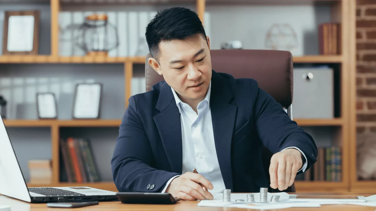 Types of investing in precious metals