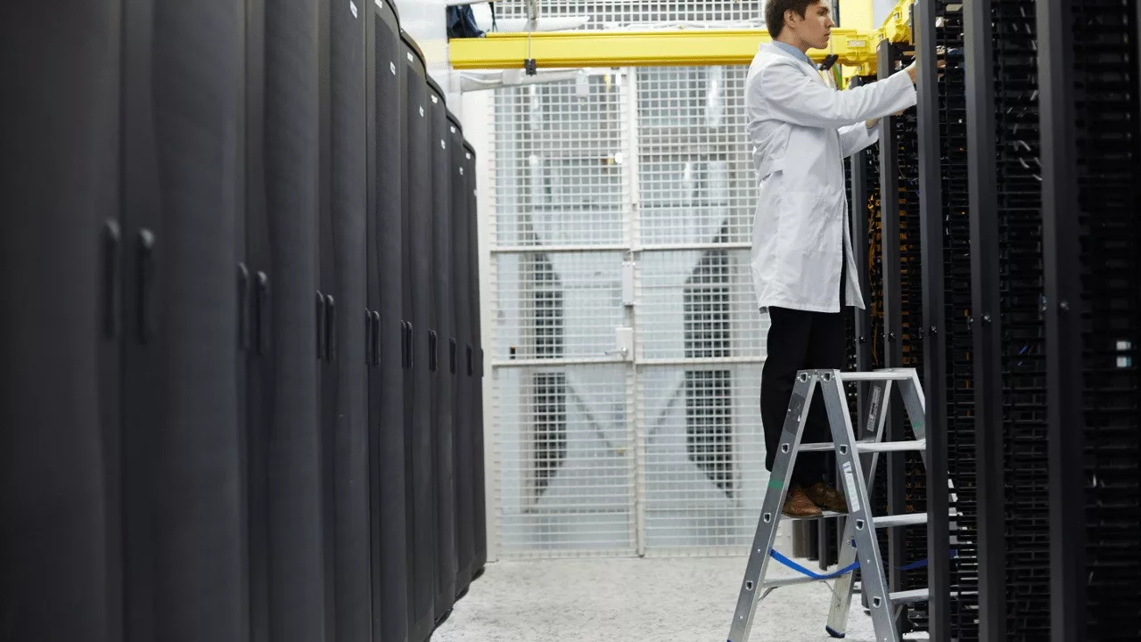 How is cryptocurrency mining done