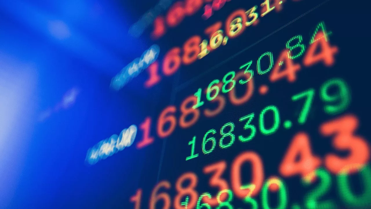 Decentralized cryptocurrencies
