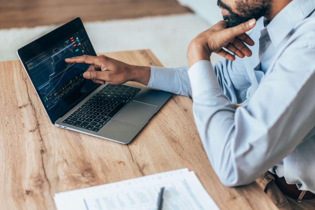 Tools and strategies for forex arbitrage
