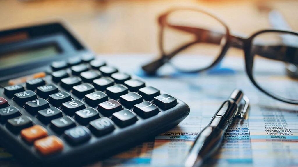 Finansal istikrar ve finansal büyüme gelir ve tasarruf dengesi