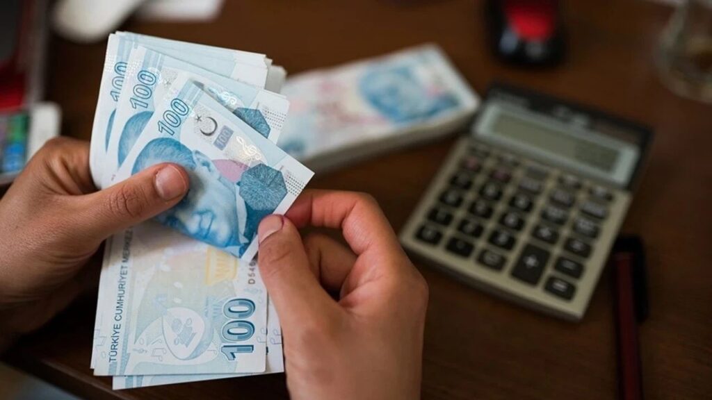 Gereksiz harcamalar aylık bütçeyi zayıflatır